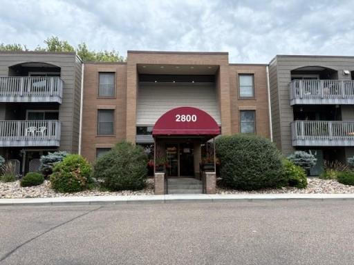 Photo for 2800 Hamline Avenue N, 139, Saint Paul, MN 55113 - listing #6782755 2800 Hamline Avenue N, 139, Saint Paul, MN 55113