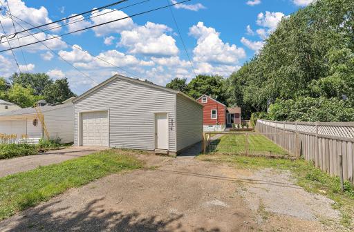 934 15th Avenue N, South Saint Paul, MN 55075