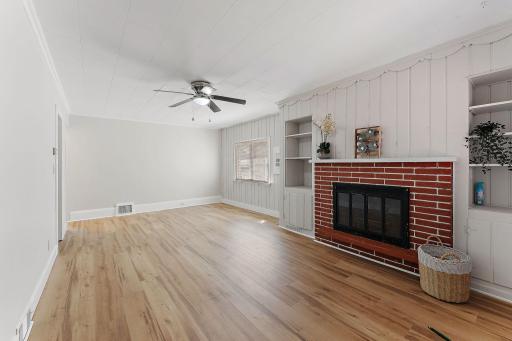 934 15th Avenue N, South Saint Paul, MN 55075