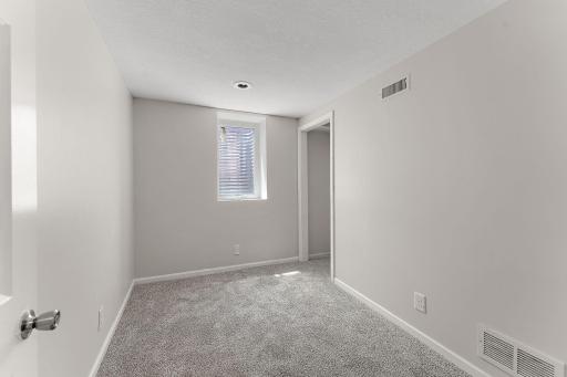 934 15th Avenue N, South Saint Paul, MN 55075