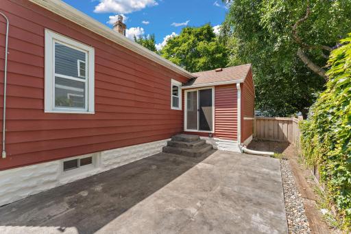 934 15th Avenue N, South Saint Paul, MN 55075