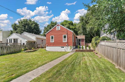 934 15th Avenue N, South Saint Paul, MN 55075