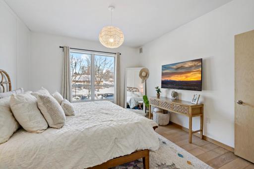 1502 5th Street N, 211, Hopkins, MN 55305