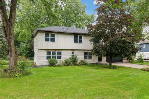 17710 13th Avenue N, Minneapolis, MN 55447
