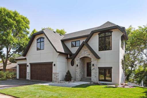 21845- Byron Circle, Excelsior, MN 55331
