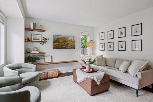 6215 Heathbrook Drive, Eden Prairie, MN 55346