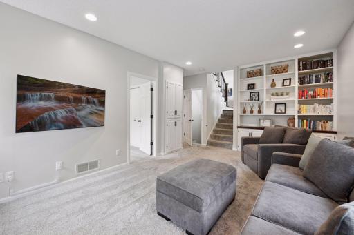 6215 Heathbrook Drive, Eden Prairie, MN 55346