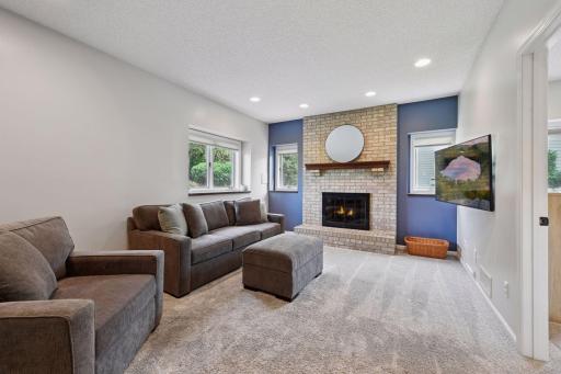 6215 Heathbrook Drive, Eden Prairie, MN 55346