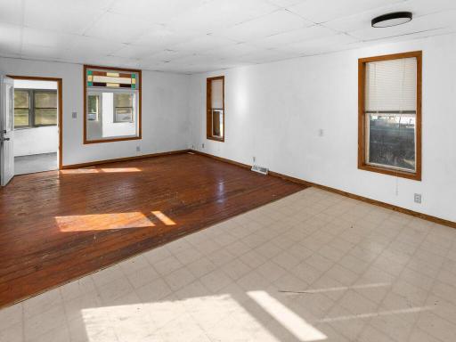 25 W 3rd St Rush City MN 55069 USA-015-028-T2A8952-MLS_Size.jpg