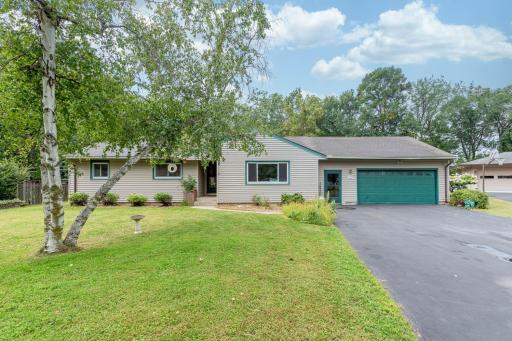 237 W Skyline Court, Mankato, MN 56001