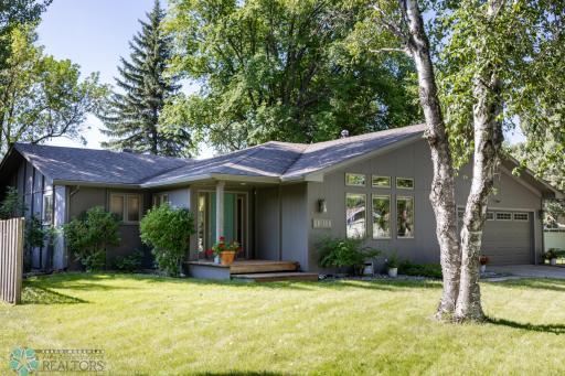 1311 26th Avenue S, Moorhead, MN 56560