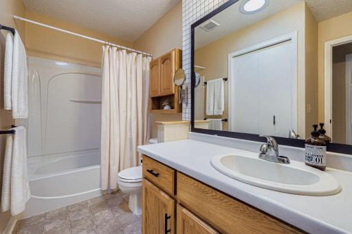 653 86th Lane NW, Coon Rapids, MN 55433