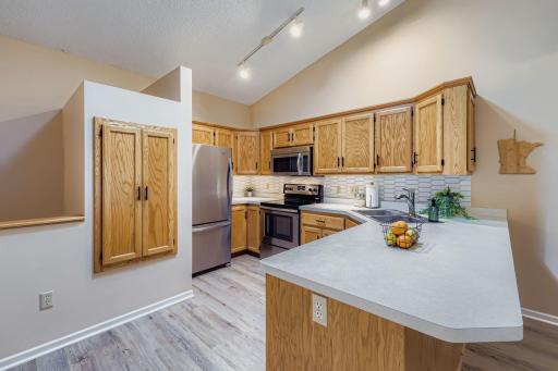 653 86th Lane NW, Coon Rapids, MN 55433