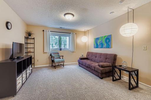 653 86th Lane NW, Coon Rapids, MN 55433