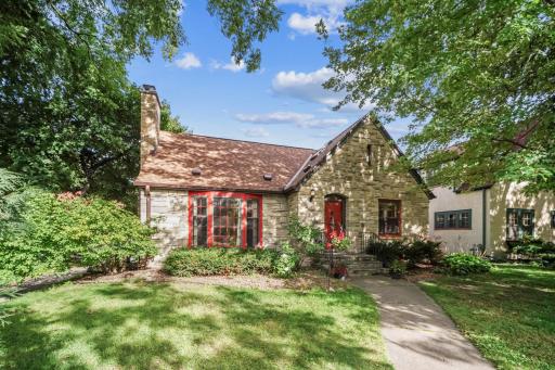 5601 10th Avenue S, Minneapolis, MN 55417