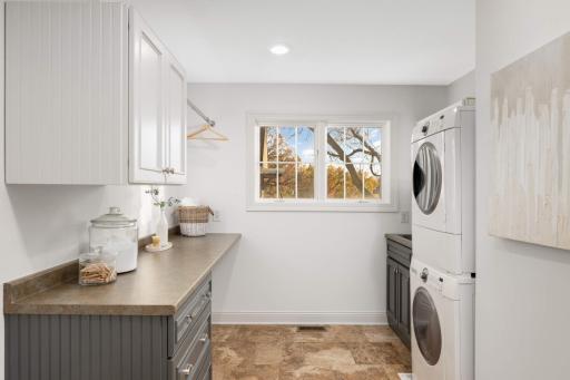 6008 Halifax Avenue S, Minneapolis, MN 55424