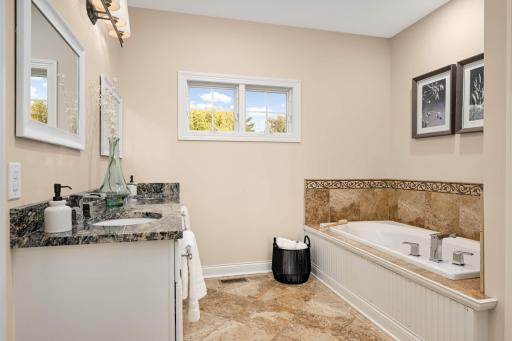 6008 Halifax Avenue S, Minneapolis, MN 55424
