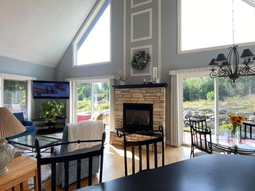 59 Dalles Avenue, Carlton, MN 55718