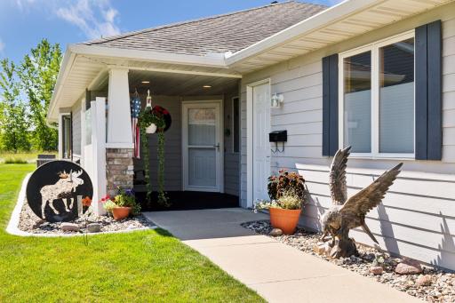 214 Ottawa Avenue Southeast - Spacecrafting - 0004.jpg