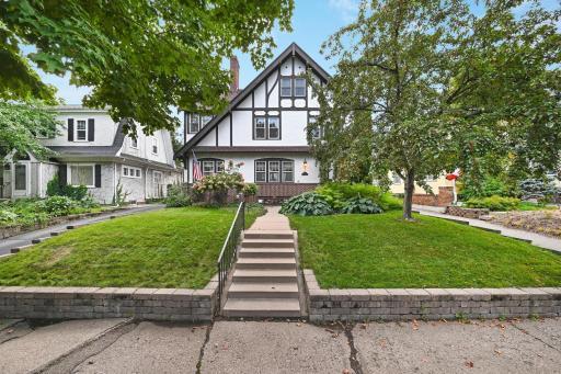 8710Photography-Web-Friendly-5024-Garfield-Avenue-South-Minneapolis-MN-55419-55419-1.jpg