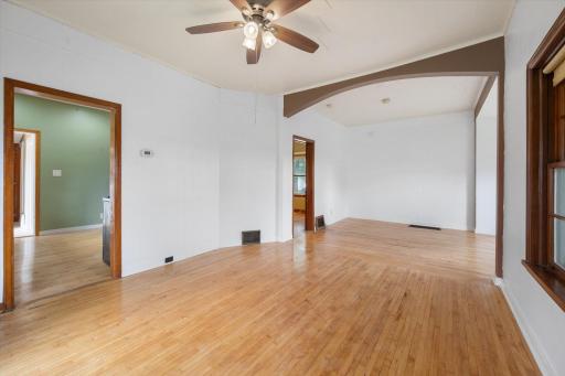 2521 12th Avenue E, North Saint Paul, MN 55109