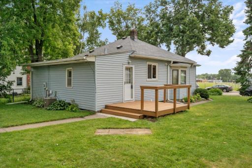 2521 12th Avenue E, North Saint Paul, MN 55109