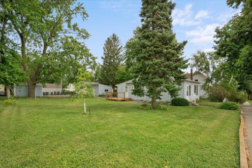 2521 12th Avenue E, North Saint Paul, MN 55109