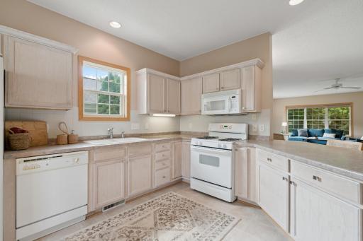 2176 Langston Lane NE, Saint Michael, MN 55376