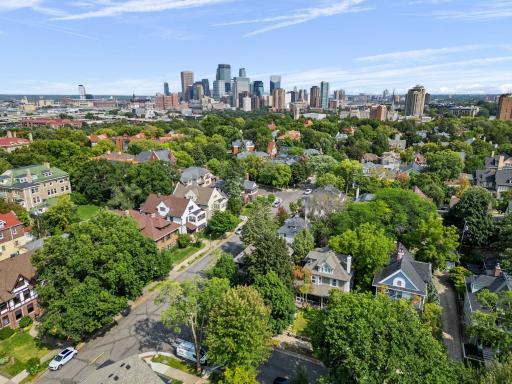 1767 Girard Avenue S, Minneapolis, MN 55403