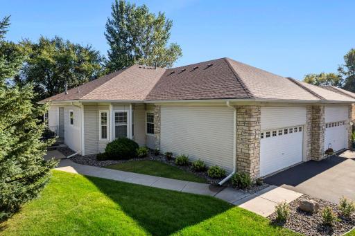 2140 Langston Lane NE, Saint Michael, MN 55376