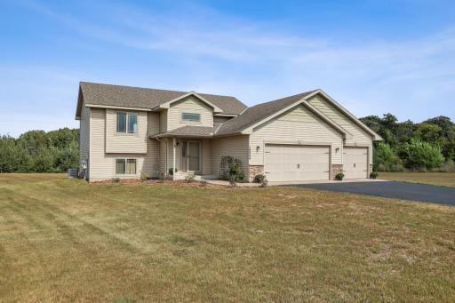 16844 110th Street SE, Becker, MN 55308