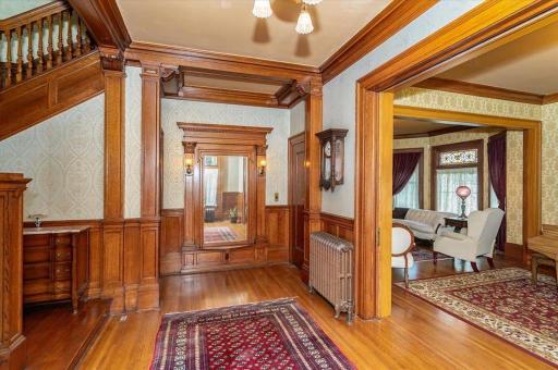 1616 E 1st Street, Duluth, MN 55812