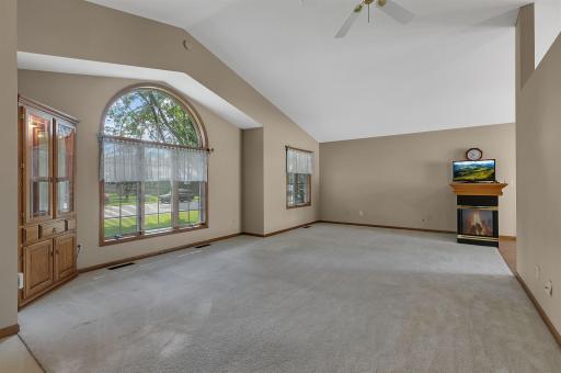 2000 20th Street SW, Willmar, MN 56201