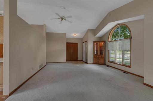 2000 20th Street SW, Willmar, MN 56201