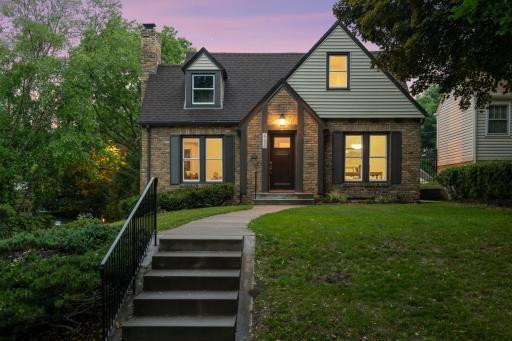 4236 22nd Avenue S, Minneapolis, MN 55407