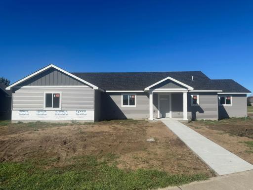 1701 Knottingham Dr - 3 bed, 2 bath, 3 car patio home
