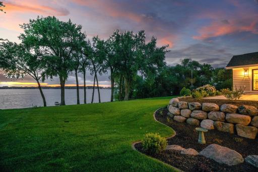 7037 Lamotte Drive, Hugo, MN 55038