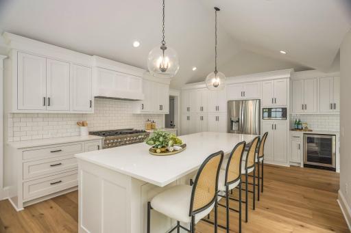 7037 Lamotte Drive, Hugo, MN 55038
