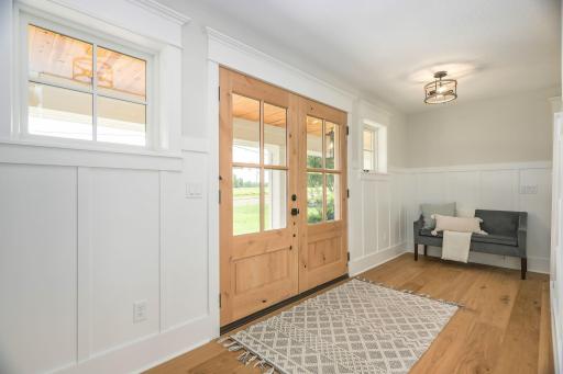 7037 Lamotte Drive, Hugo, MN 55038
