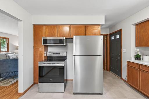 1105 Greystone Avenue N, Saint Paul, MN 55128