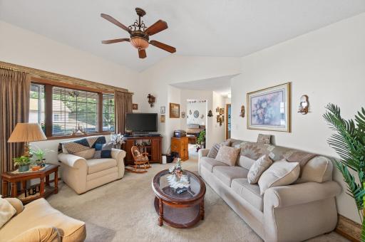 800 98th Avenue NW, 201NW, Minneapolis, MN 55433