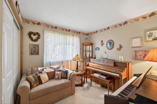 800 98th Avenue NW, 201NW, Minneapolis, MN 55433