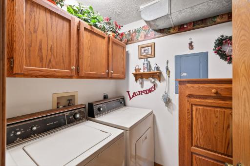 800 98th Avenue NW, 201NW, Minneapolis, MN 55433
