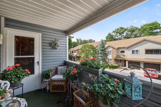 800 98th Avenue NW, 201NW, Minneapolis, MN 55433
