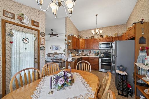 800 98th Avenue NW, 201NW, Minneapolis, MN 55433