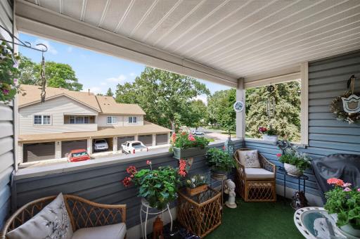 800 98th Avenue NW, 201NW, Minneapolis, MN 55433