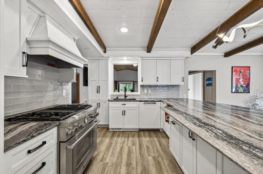 8409 31st Avenue N, Crystal, MN 55427