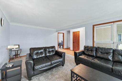 2076 Larpenteur Avenue E, Saint Paul, MN 55109