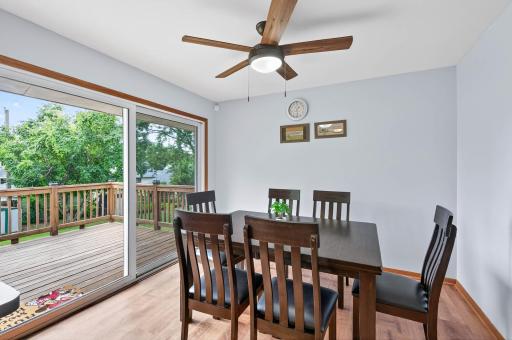 2076 Larpenteur Avenue E, Saint Paul, MN 55109