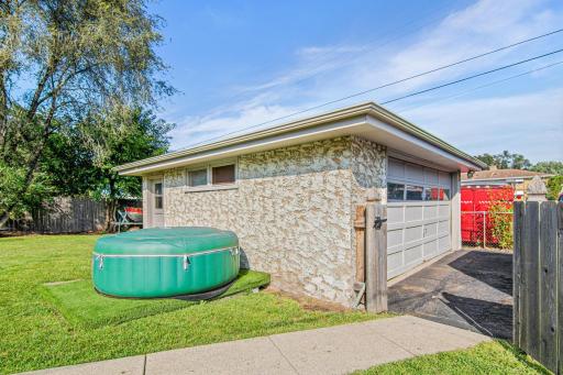 7145 Columbus Avenue, Minneapolis, MN 55423